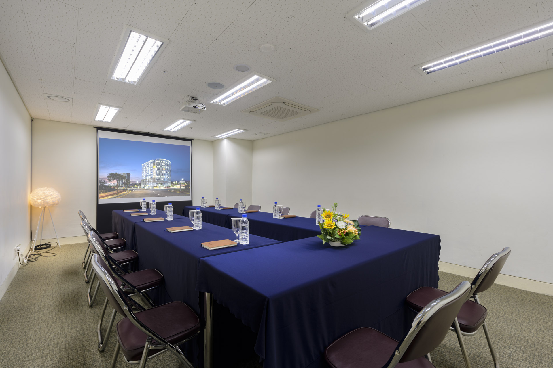 seminar room1