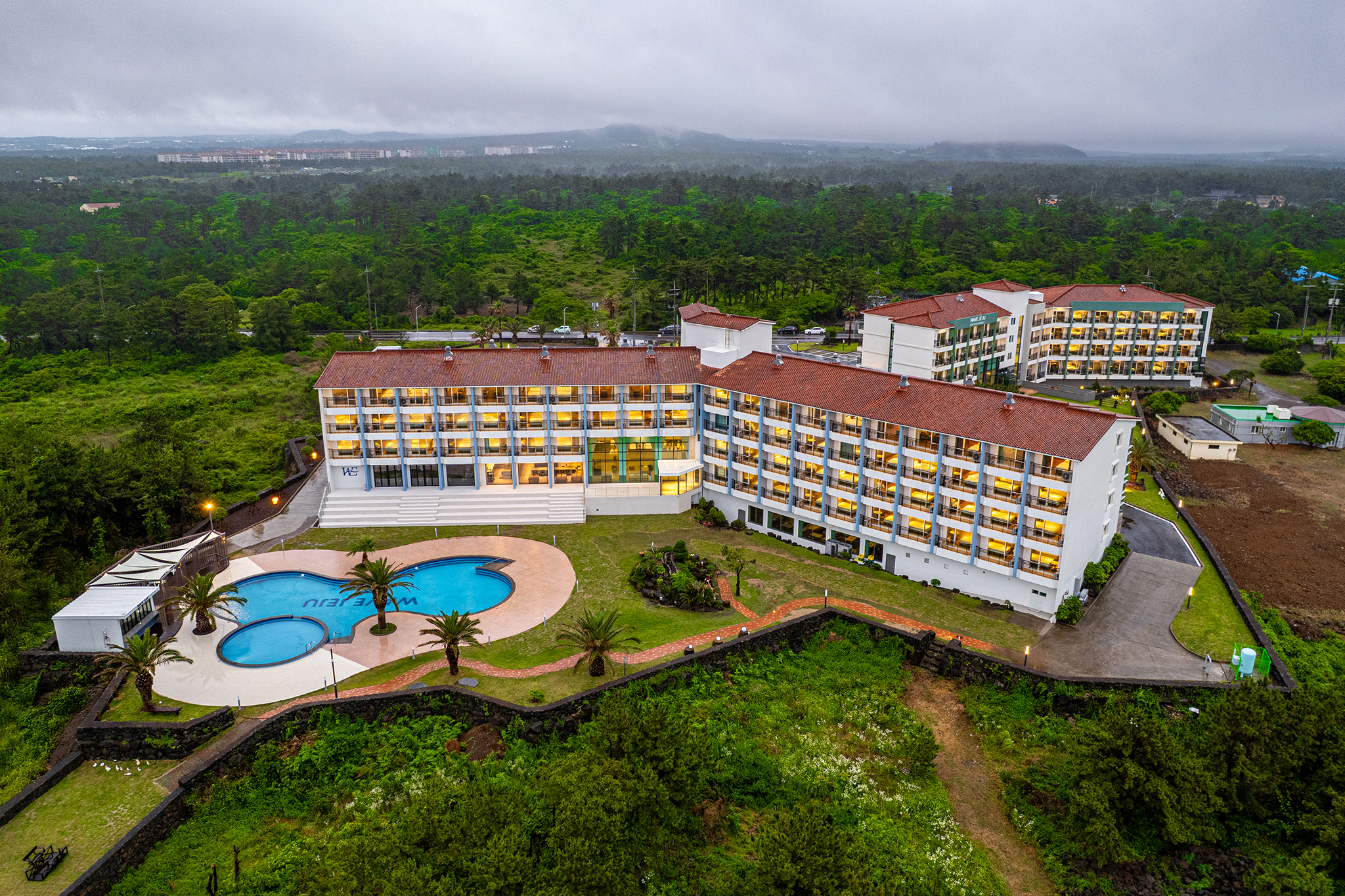 ���̺� ���� ȣ��&����Ʈ �߰�