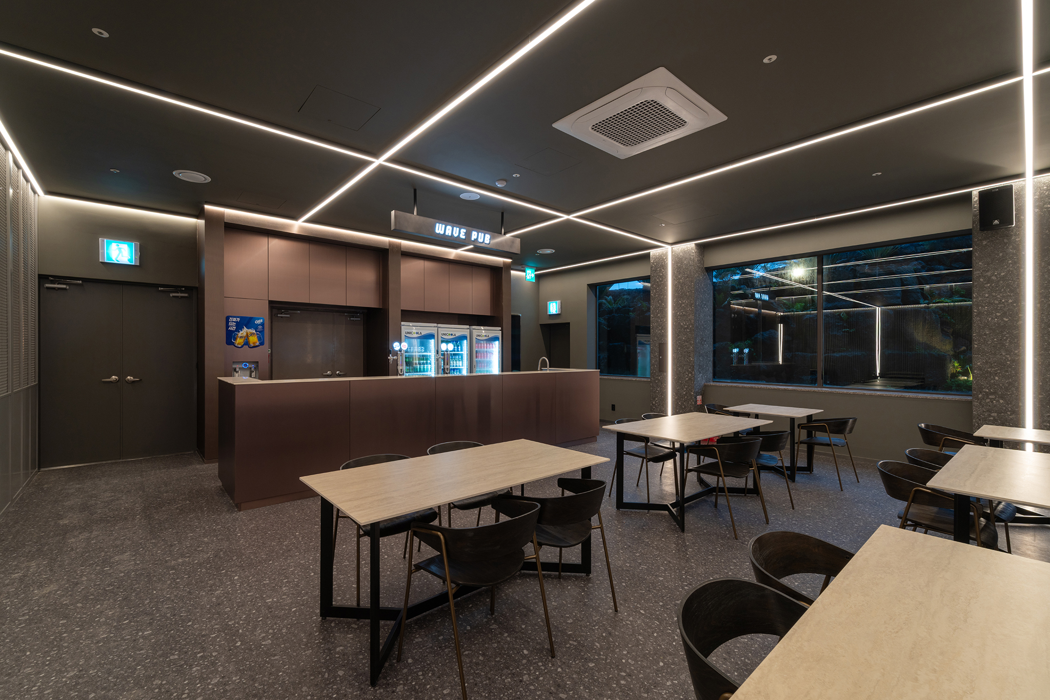 ���̺� ��