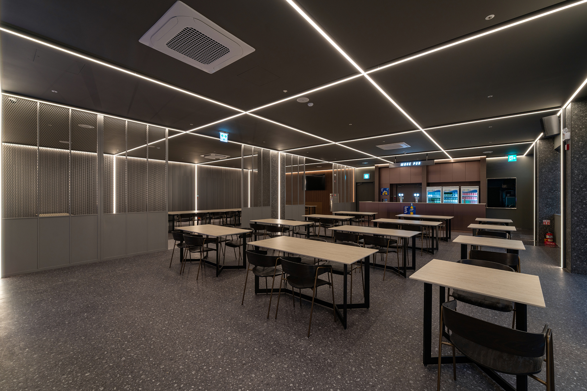 ���̺� ��