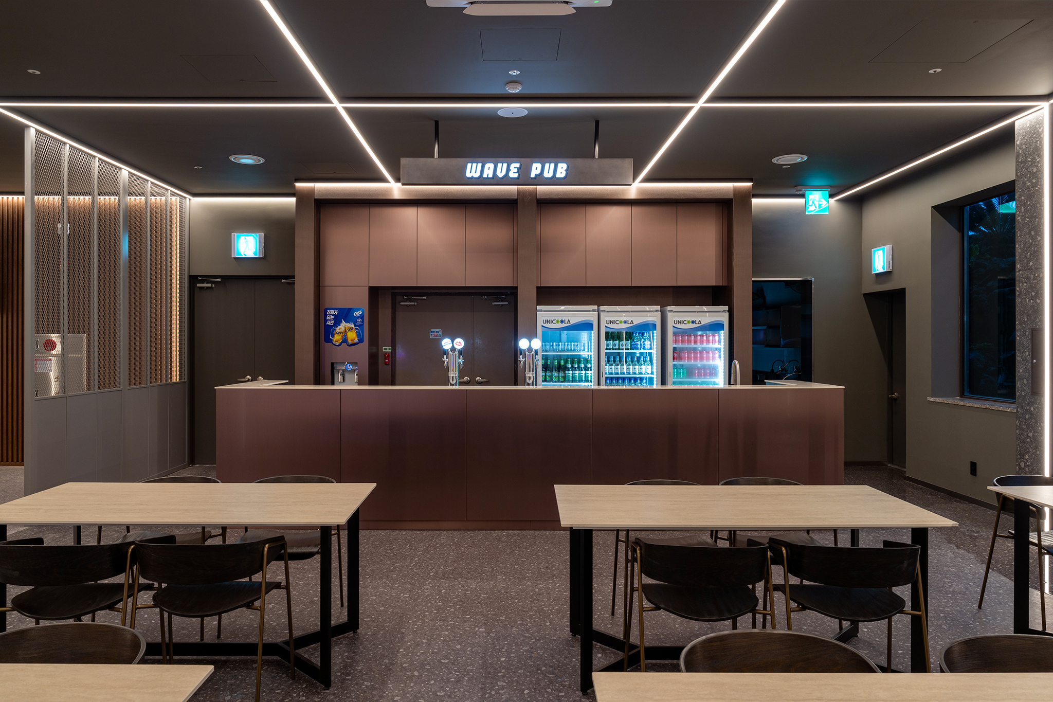 ���̺� ��