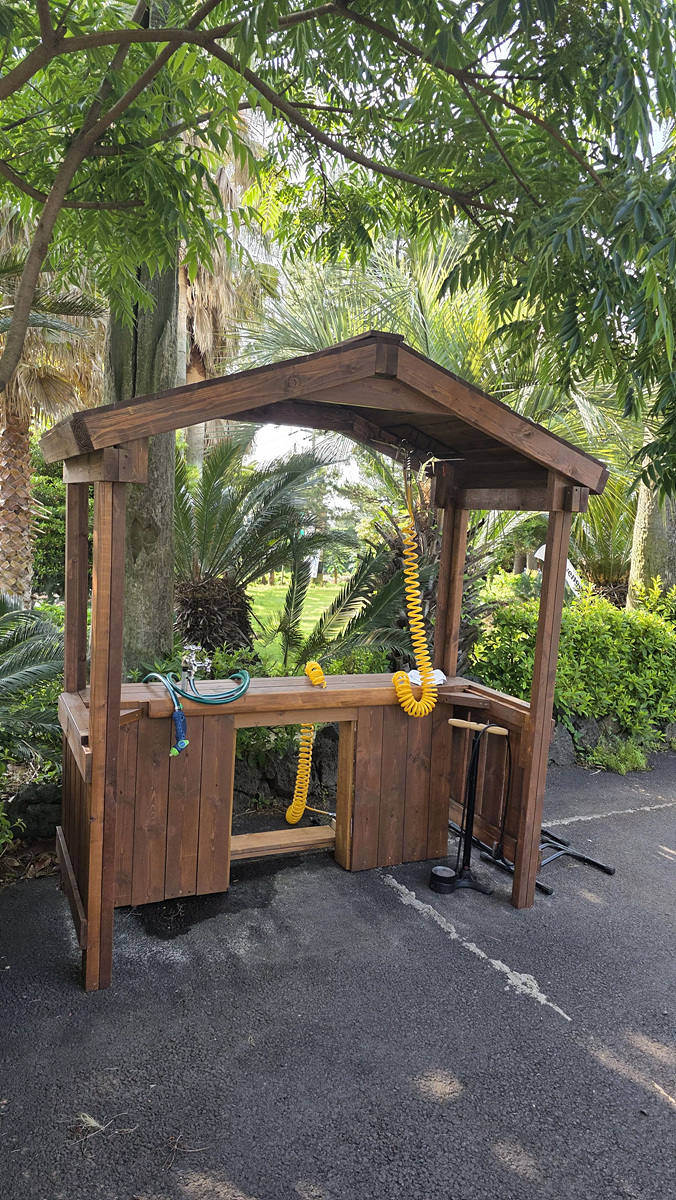 ����������