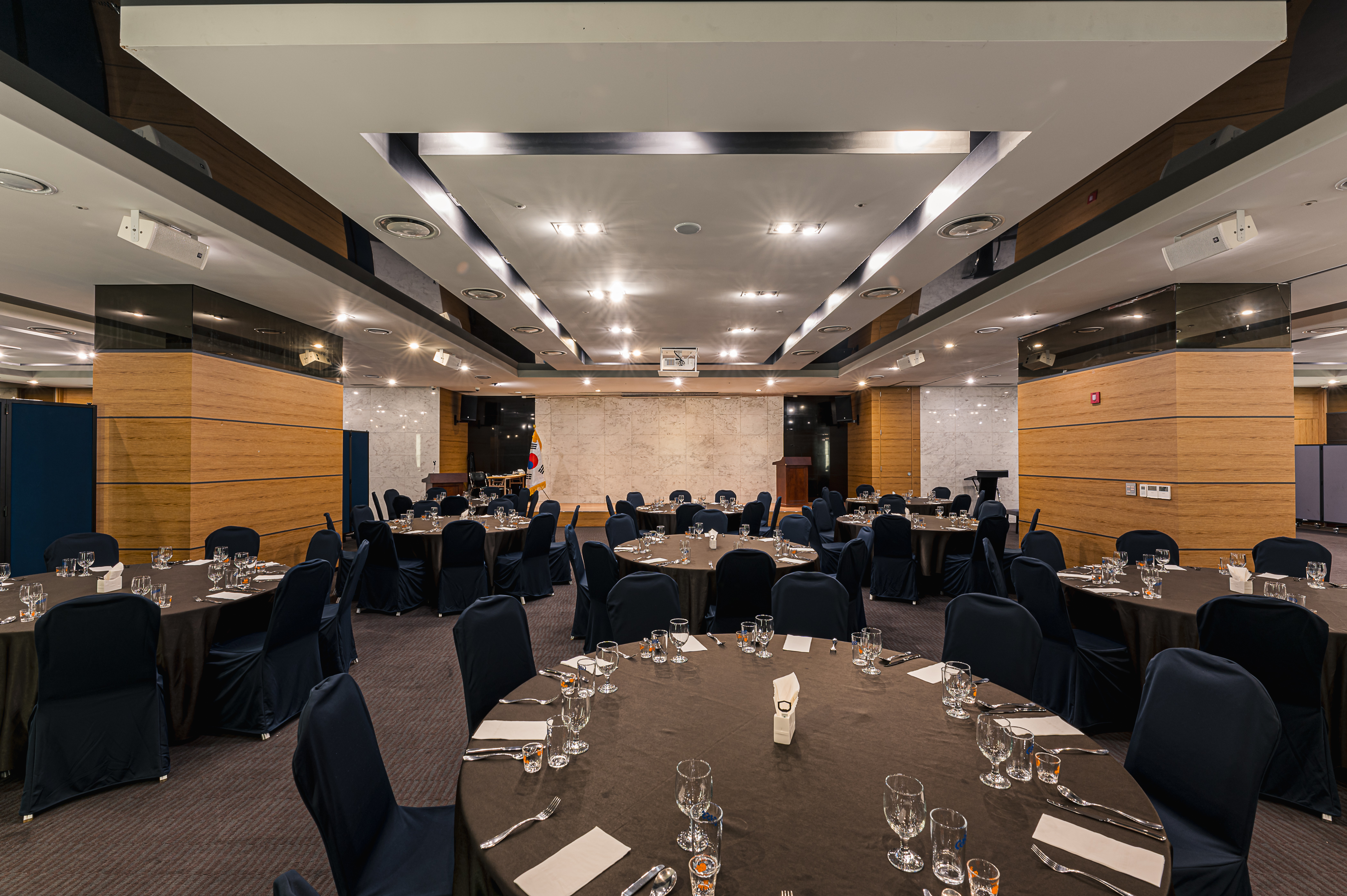 ����2�� ��ȸ�� (1)